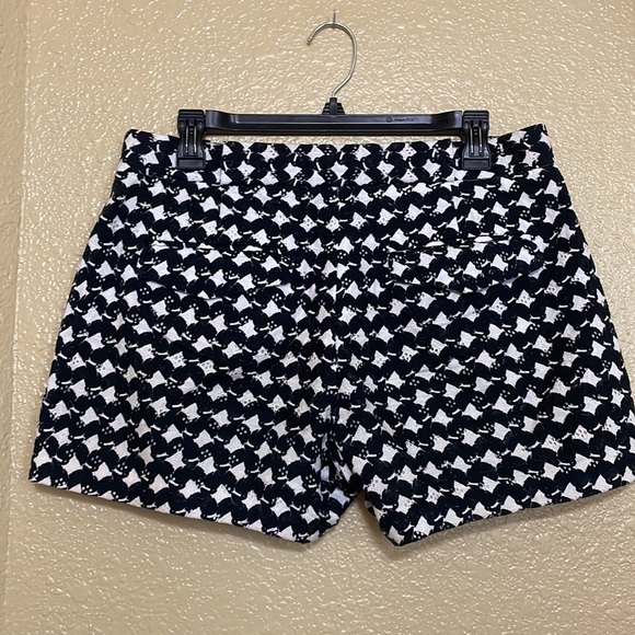 Theory fully lined shorts - Picture 3 of 4